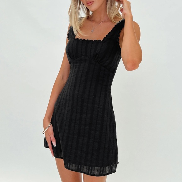 Princess Polly Dasha Mini Dress Black Petite Size 2 2P New without tags NWOT - Picture 1 of 6